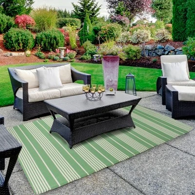 Northlight 4' X 6' Green And White Striped Rectangular Outdoor Area Rug 3 Northlight 4' X 6' Green And White Striped Rectangular Outdoor Area Rug